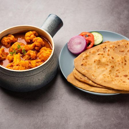 Fabhotel Rotano Suites - Yelahanka Bengaluru Kültér fotó