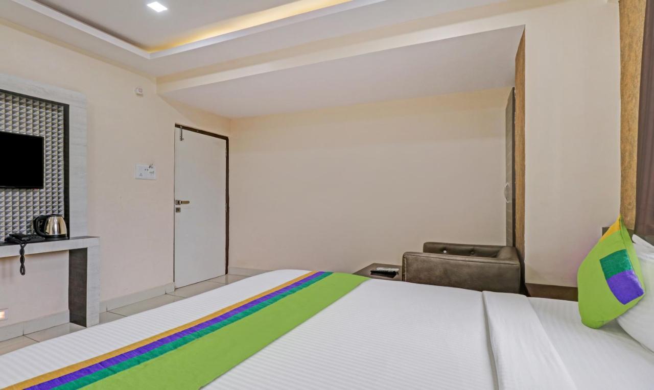 Fabhotel Rotano Suites - Yelahanka Bengaluru Kültér fotó