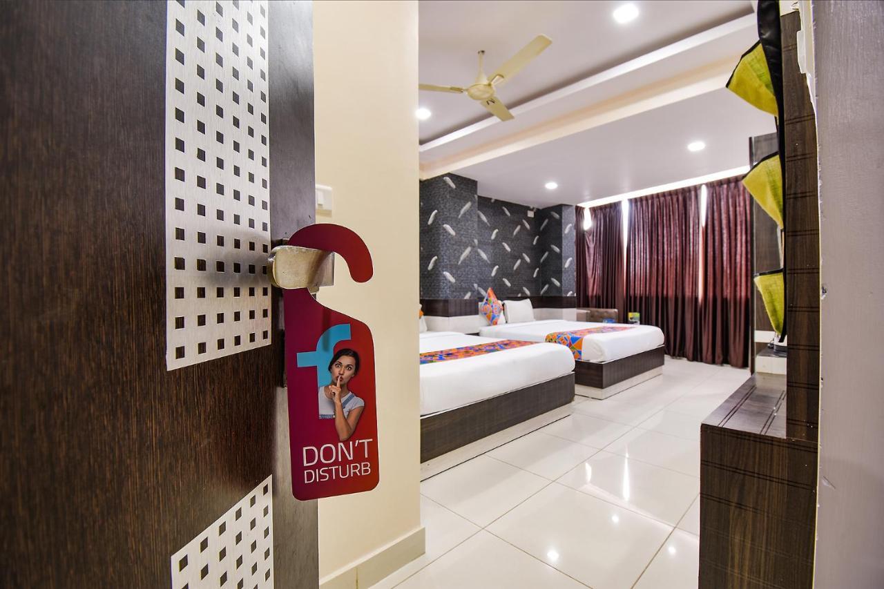 Fabhotel Rotano Suites - Yelahanka Bengaluru Kültér fotó