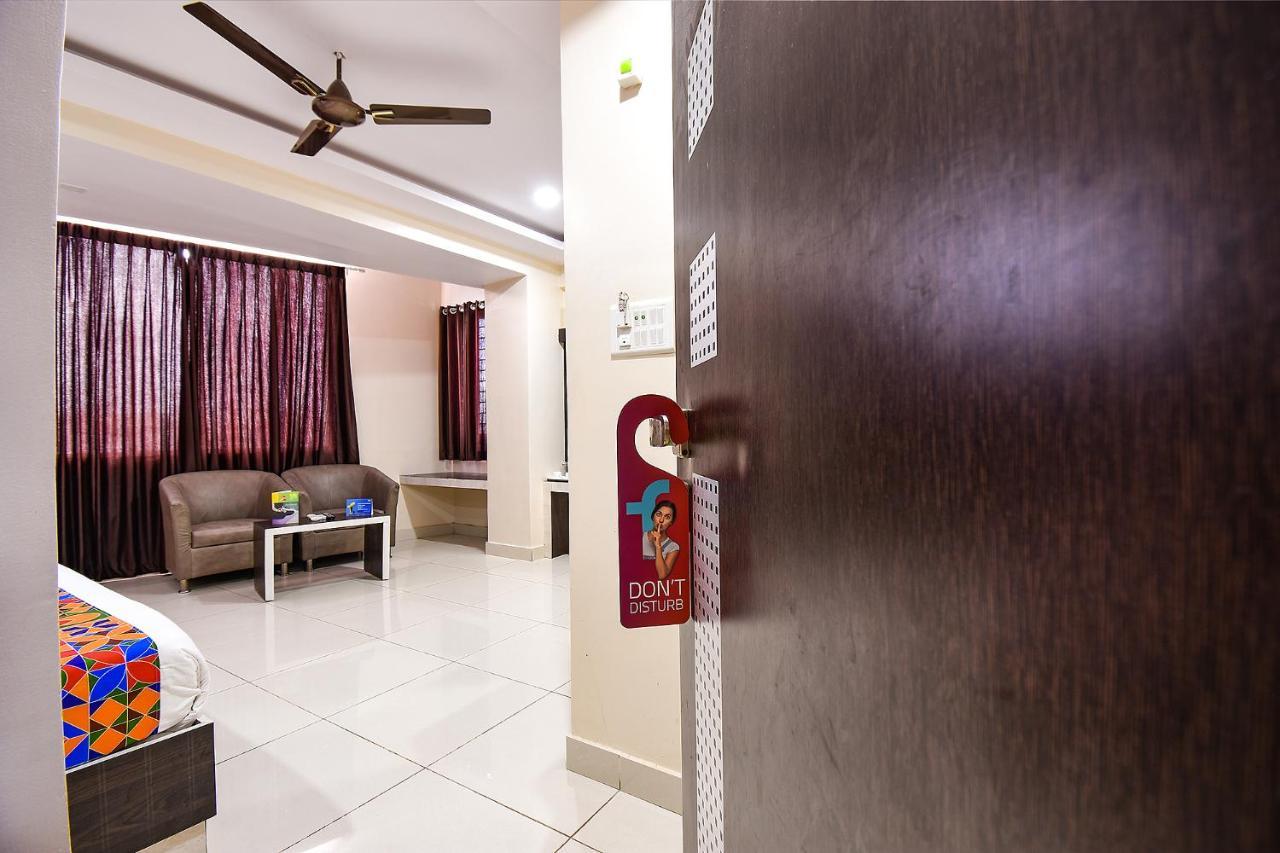 Fabhotel Rotano Suites - Yelahanka Bengaluru Kültér fotó